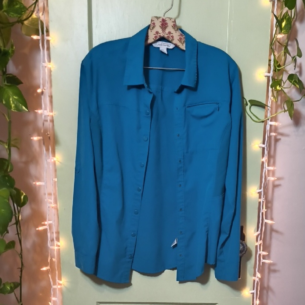 Woman's 🆓 Gander Mountain Guide Series Aqua Blue Button-Up Shirt S